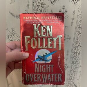 Ken follett:night over water